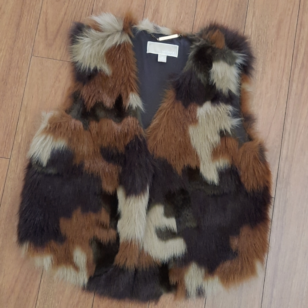 🔥🔥🔥SALE🔥🔥🔥Michael Kors Faux Fur Camouflage Vest